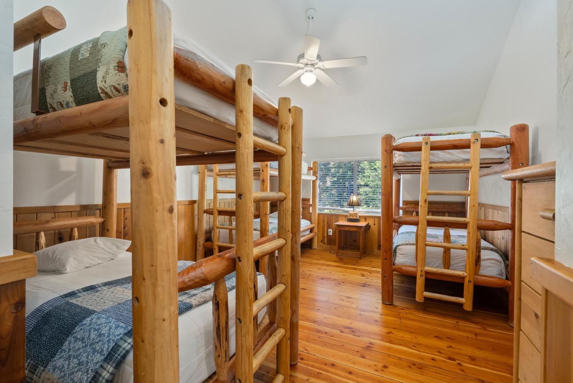 Shelter Cove Resort & Marina Odell Lake Luaran gambar